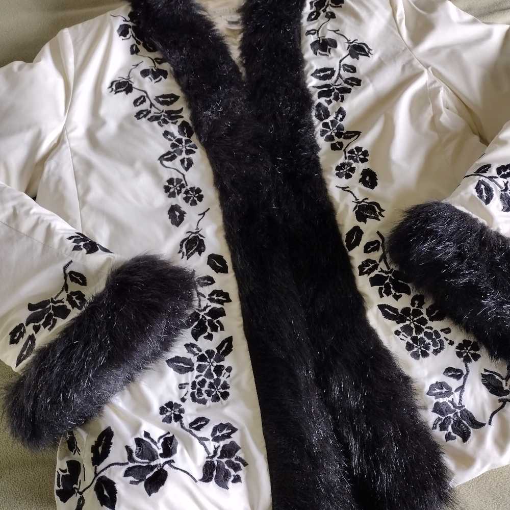 Priced To Sell! White House Black Market Coat